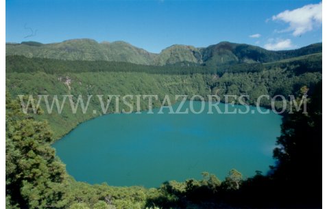 Santiago Lake
